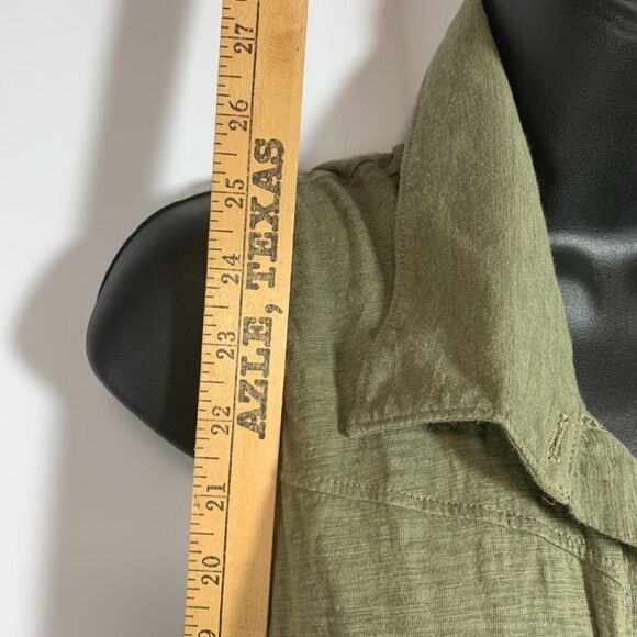 t. la Made in USA Sleeveless High Low Front Tie Shirt - Picture 4 of 8